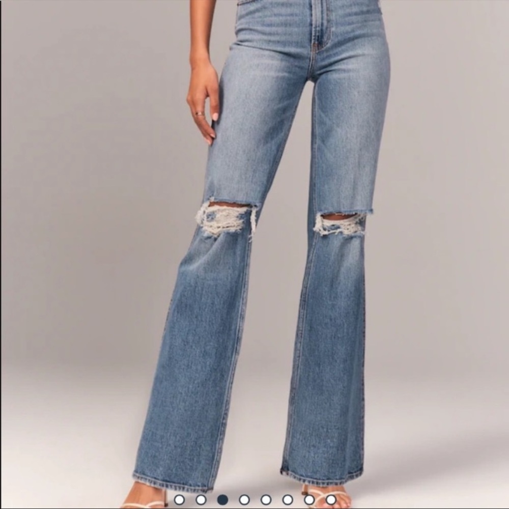 A&F The 90s Relaxed Jeans Ultra High Rise